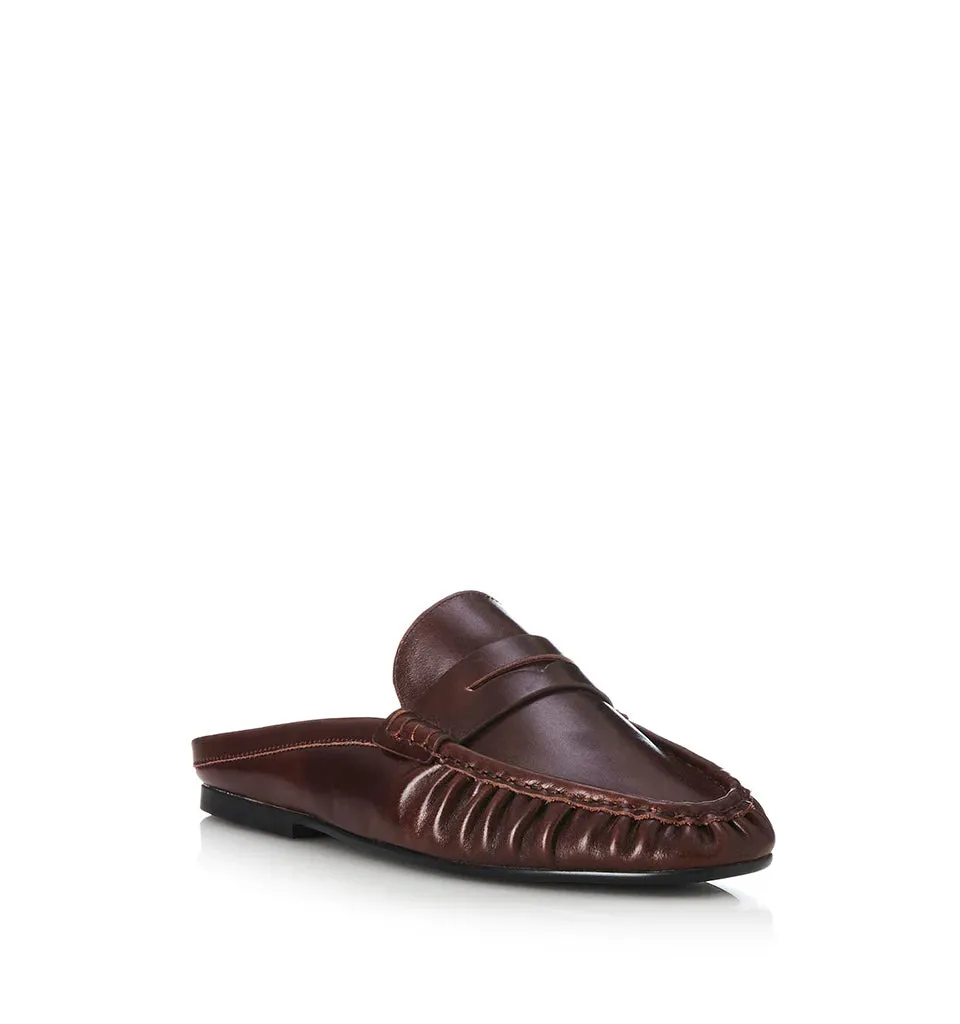 Alias Mae Ivy Loafer in Walnut Wax