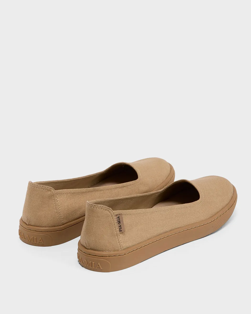 Camel Aitana Slip-on