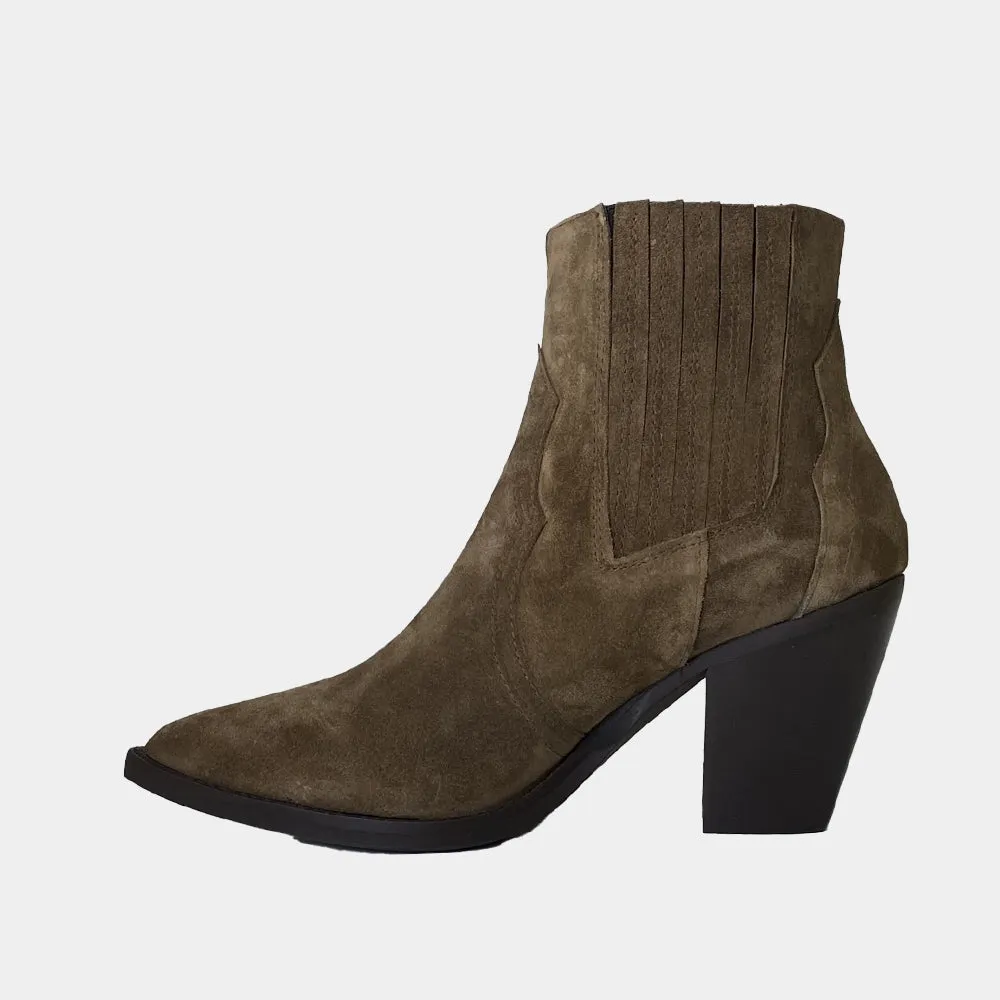 CHELSEA BOOTS ANN TUIL MALIN