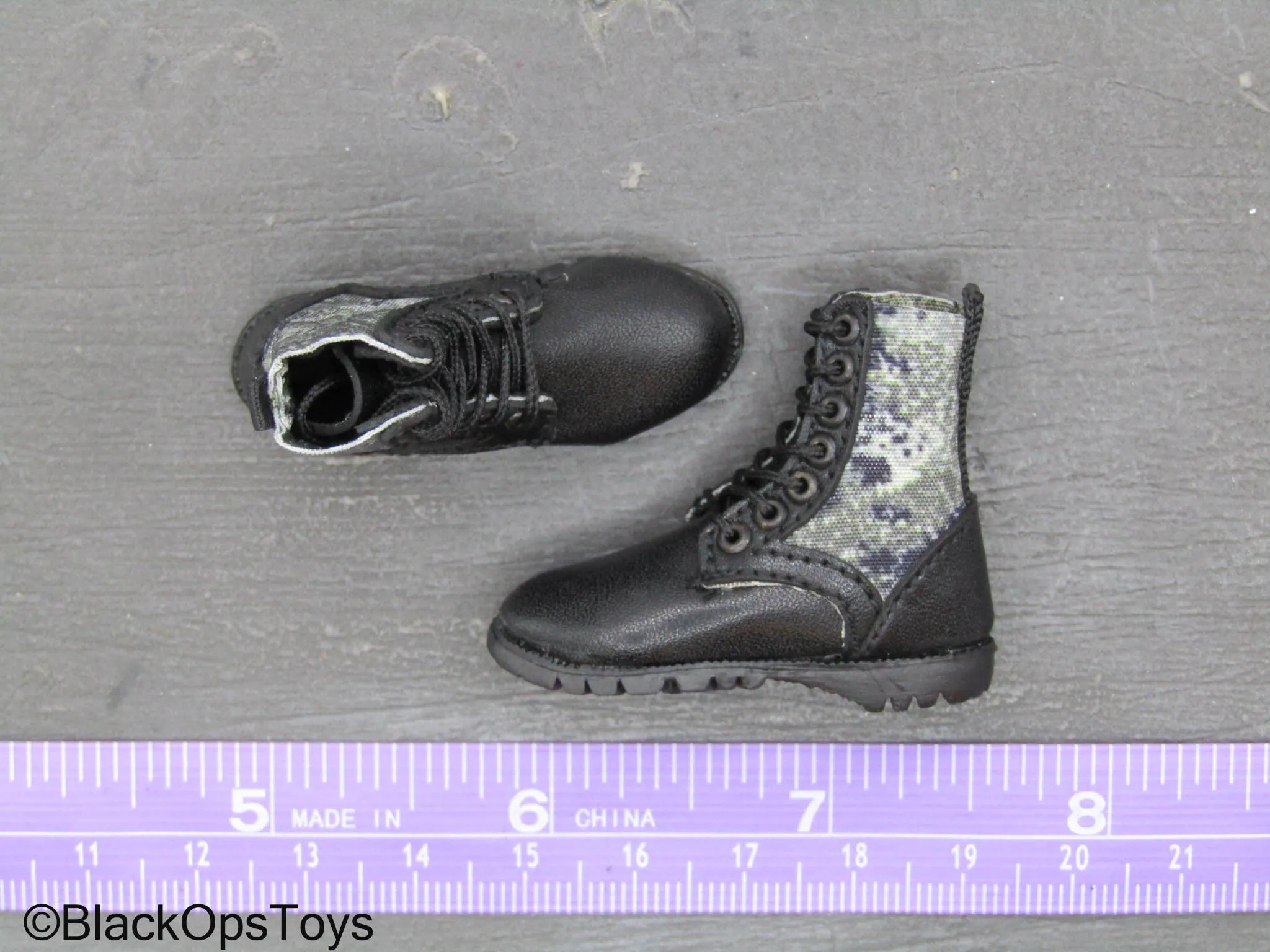 Shock Worker - Black & Pixelated Camo Female Combat Boots (Foot Type)